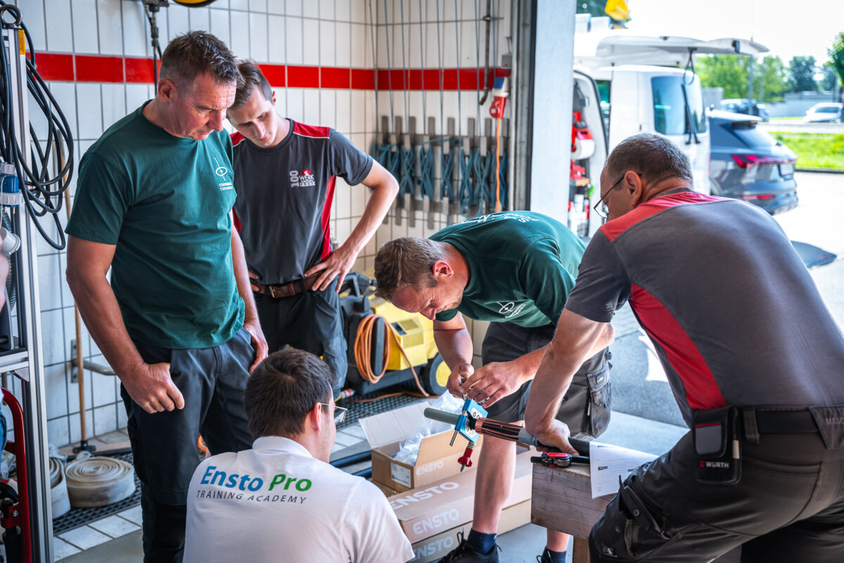 Ensto Pro Training: Röhrbacher mit Stadtwerke Fürstenfeld und E-Werk Großwilfersdorf